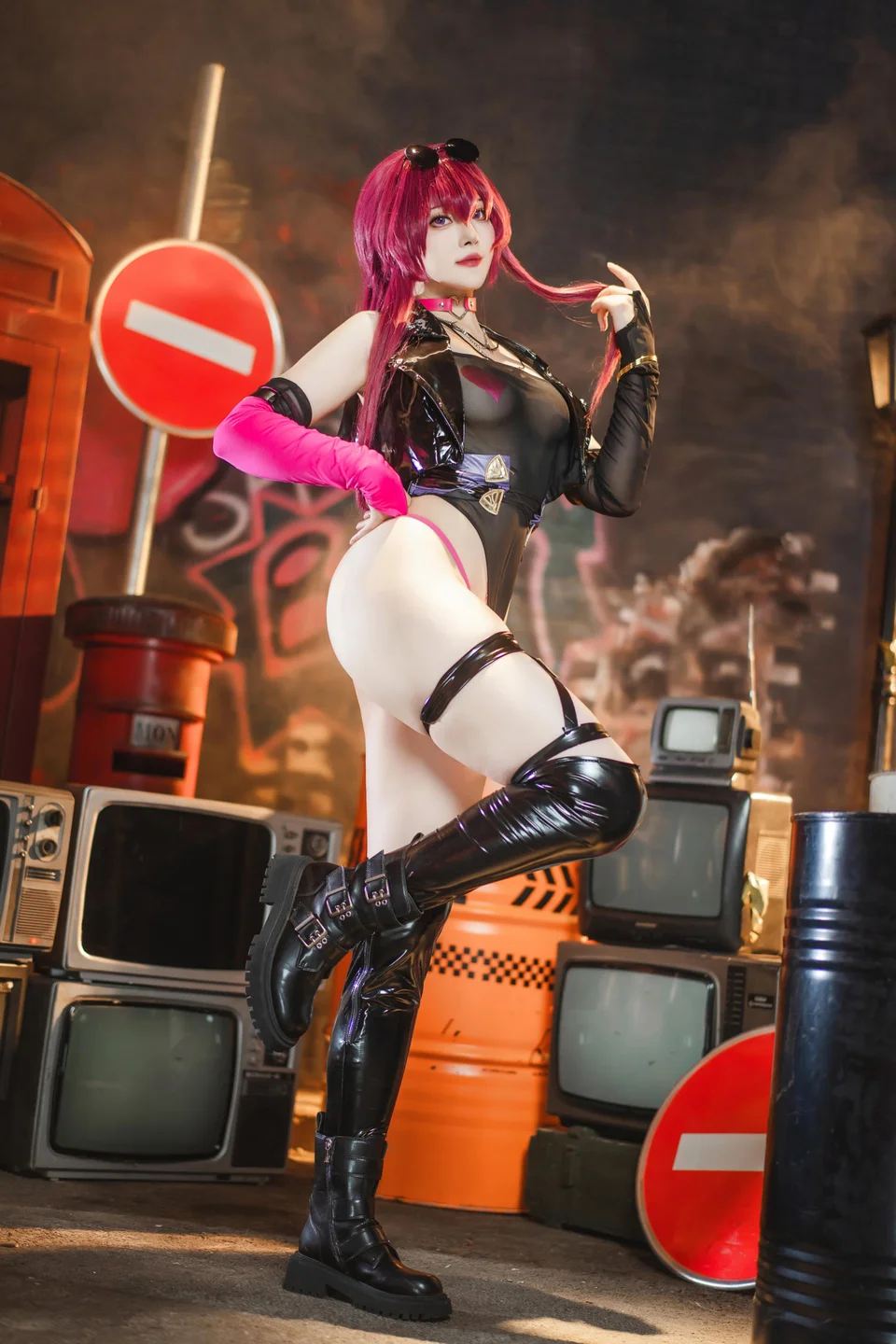 Natsuko_夏夏子_No_081_崩坏·星穹铁道_卡芙卡_朋克同人_60P_895MB tg@simisebaisi 【丝足阁】021.webp